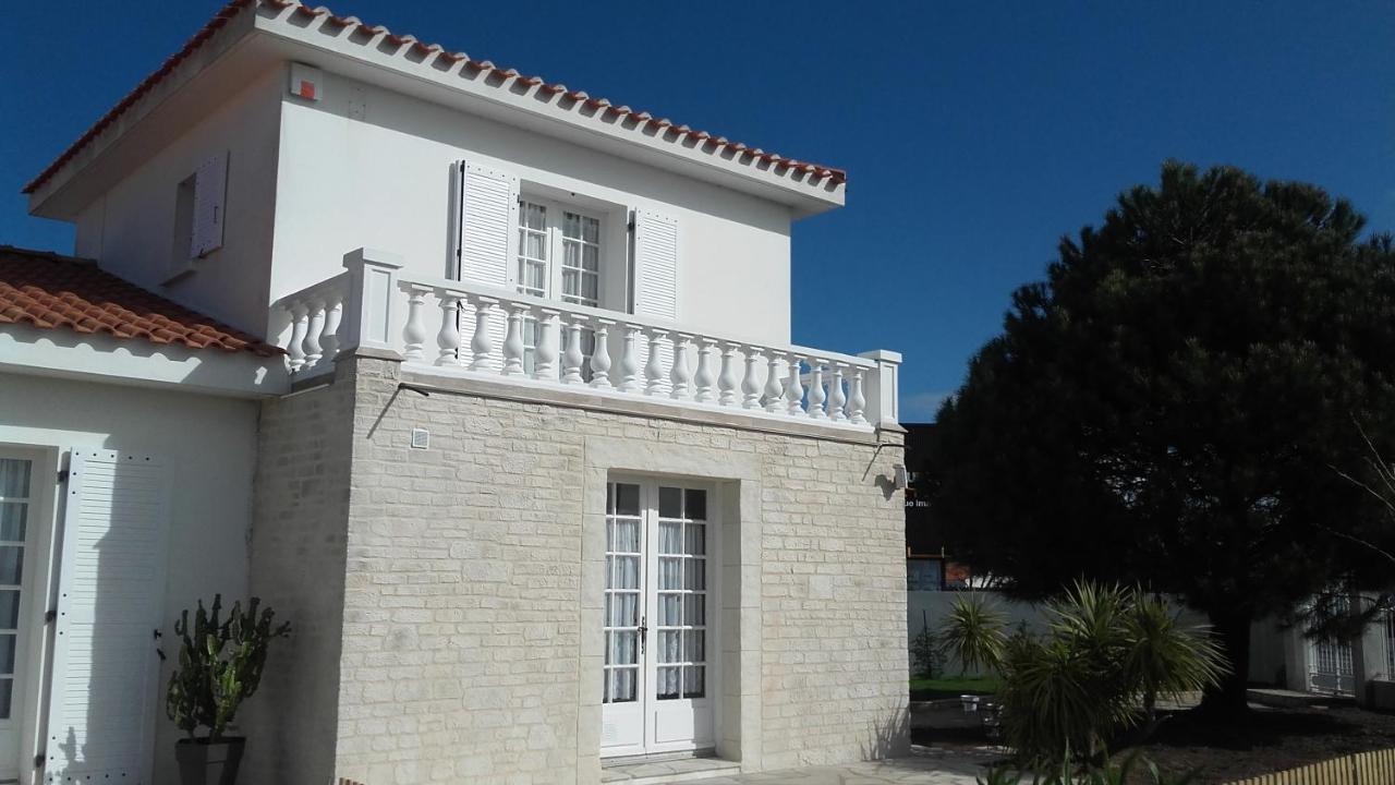 Maison Avec Jardin Prive Сент-Илер-де-Рье Экстерьер фото