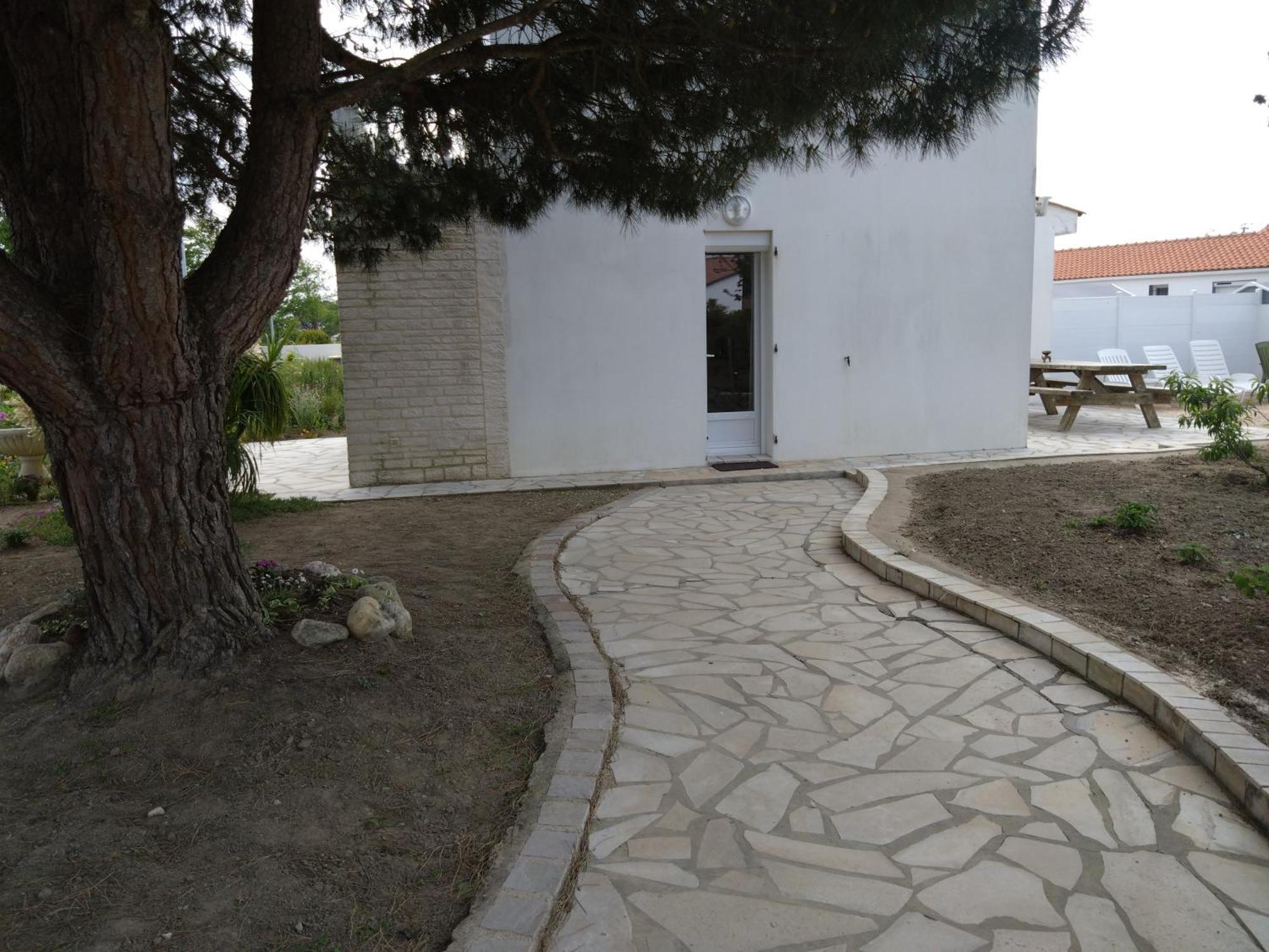 Maison Avec Jardin Prive Сент-Илер-де-Рье Номер фото